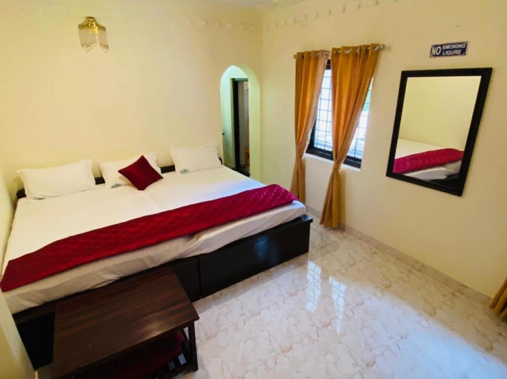 Hotel Bob Leisure Udagamandalam Exterior foto